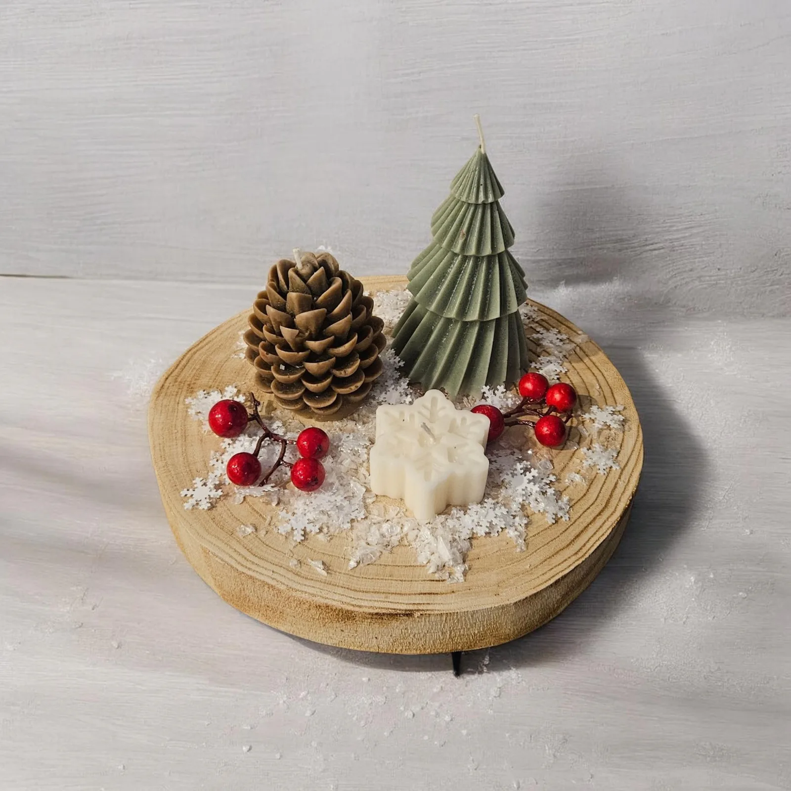 New Mia Candles product photograph